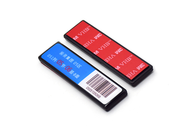 超高频抗金属层架标签